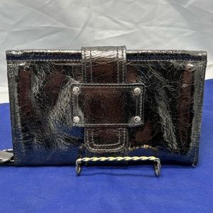 Wallet Wristlet Tracey Tanner Metallic Foil Silver Leather Sophia Clutch